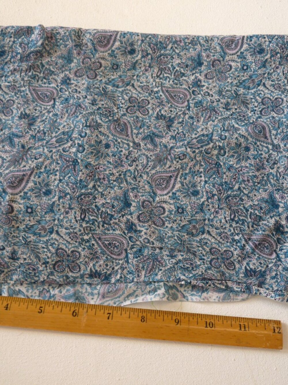 Vintage blue paisley cotton lawn fabric lavender white floral 1 yd 33"